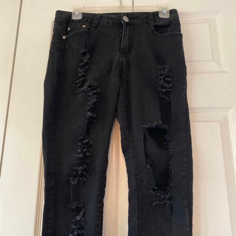 BOB distressed jeans